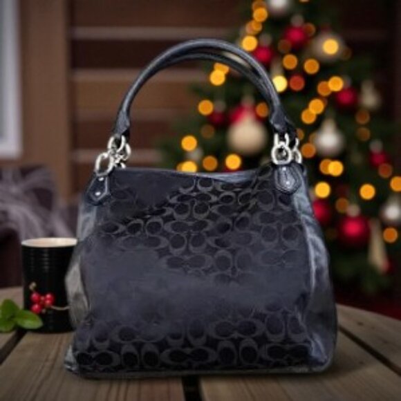 Coach black stunning Collette Large monogram and leather Shoulder Bag Like New - Picture 2 of 11